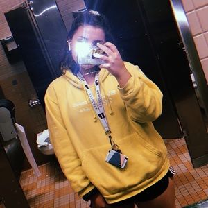 Meet your Posher, Abigail